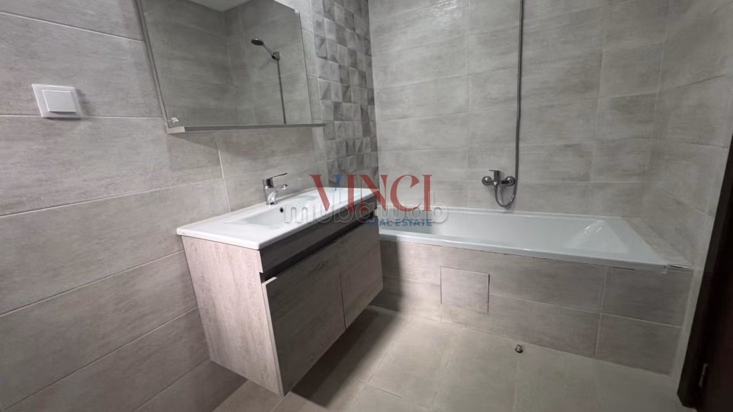 A vendre un appartement en S2 à la soukra