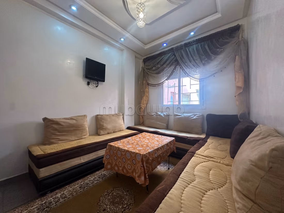 Appartement meublé à louer quotidiennement et hebdomadairement pour les vacances dans le quartier Mbarouka - Portes de Geleyz — 3