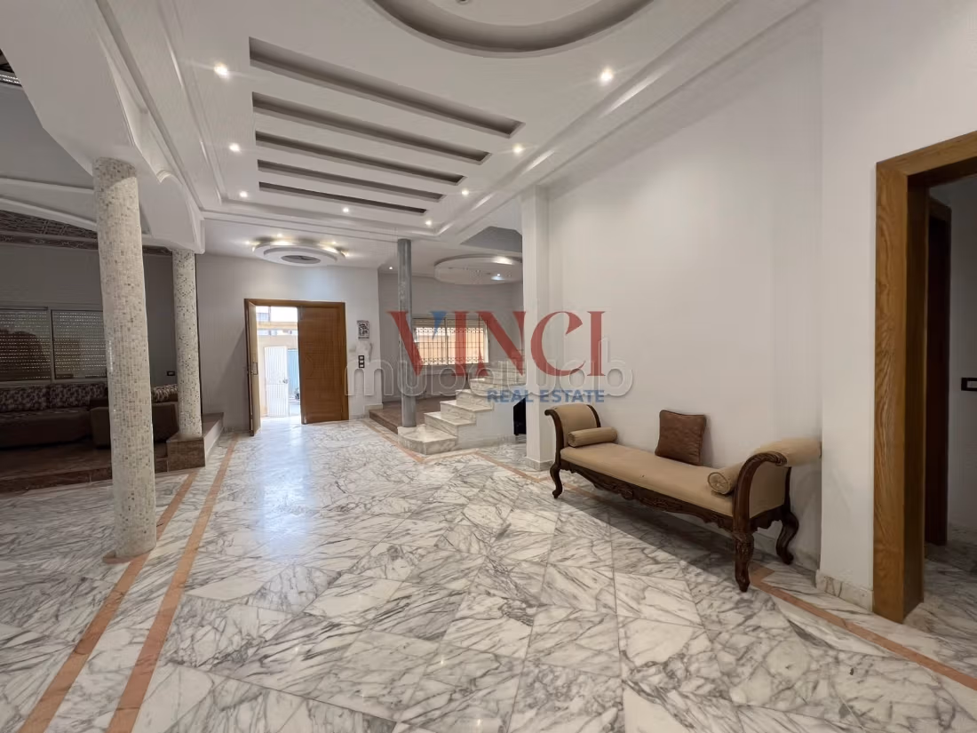 In Vendita una Villa S7 a Tripla Altezza Città Riadh Le Bardo