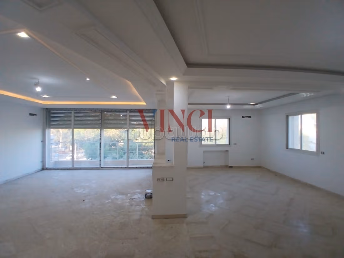 A Vendre une Villa S9 à Ksar Said Le Bardo
