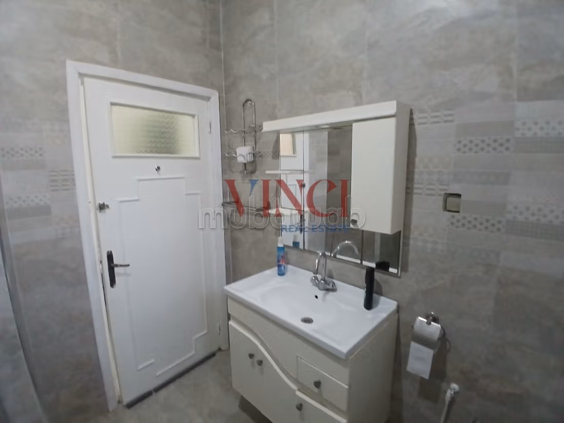 A Vendre une Villa S9 à Ksar Said Le Bardo