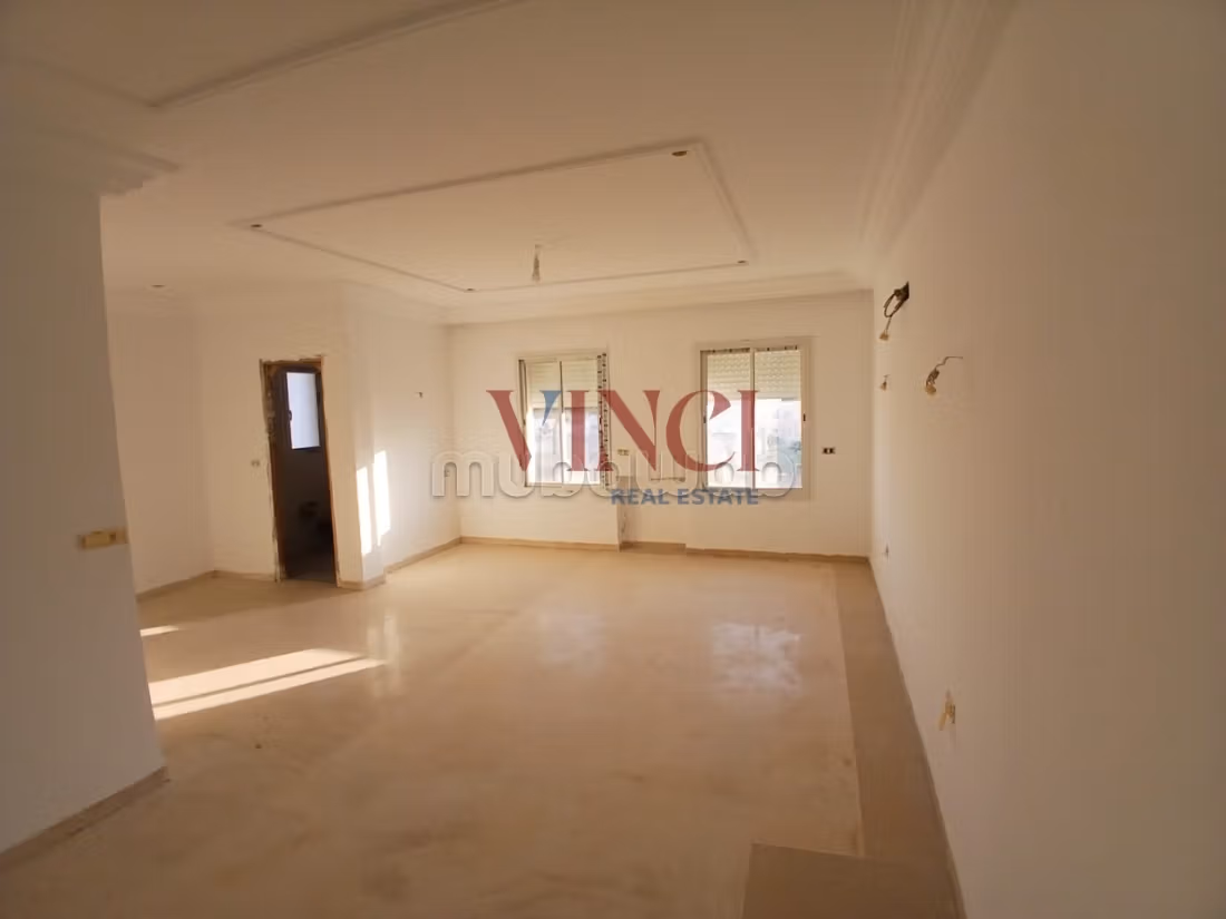 A Vendre une Villa S9 à Ksar Said Le Bardo