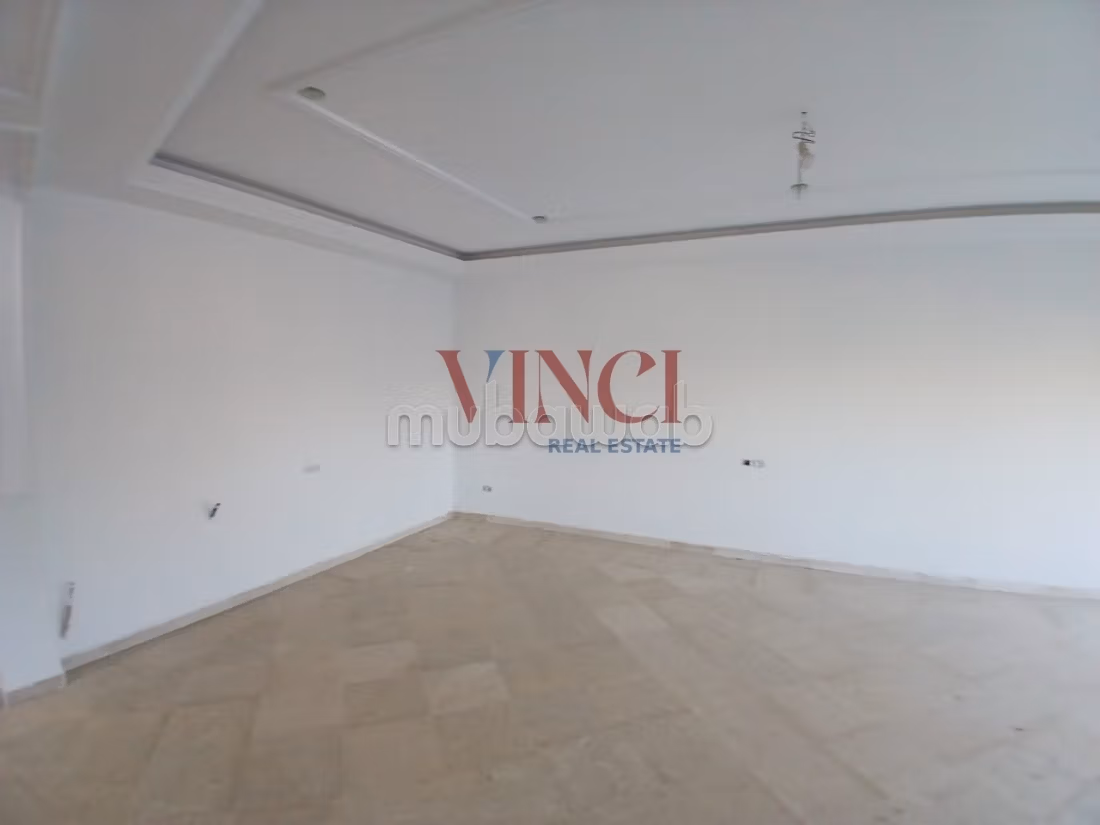 A Vendre une Villa S9 à Ksar Said Le Bardo
