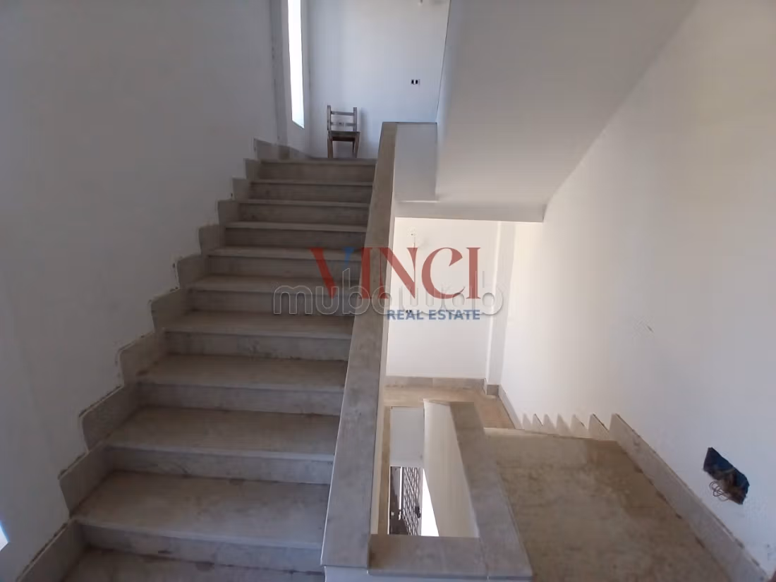 A Vendre une Villa S9 à Ksar Said Le Bardo