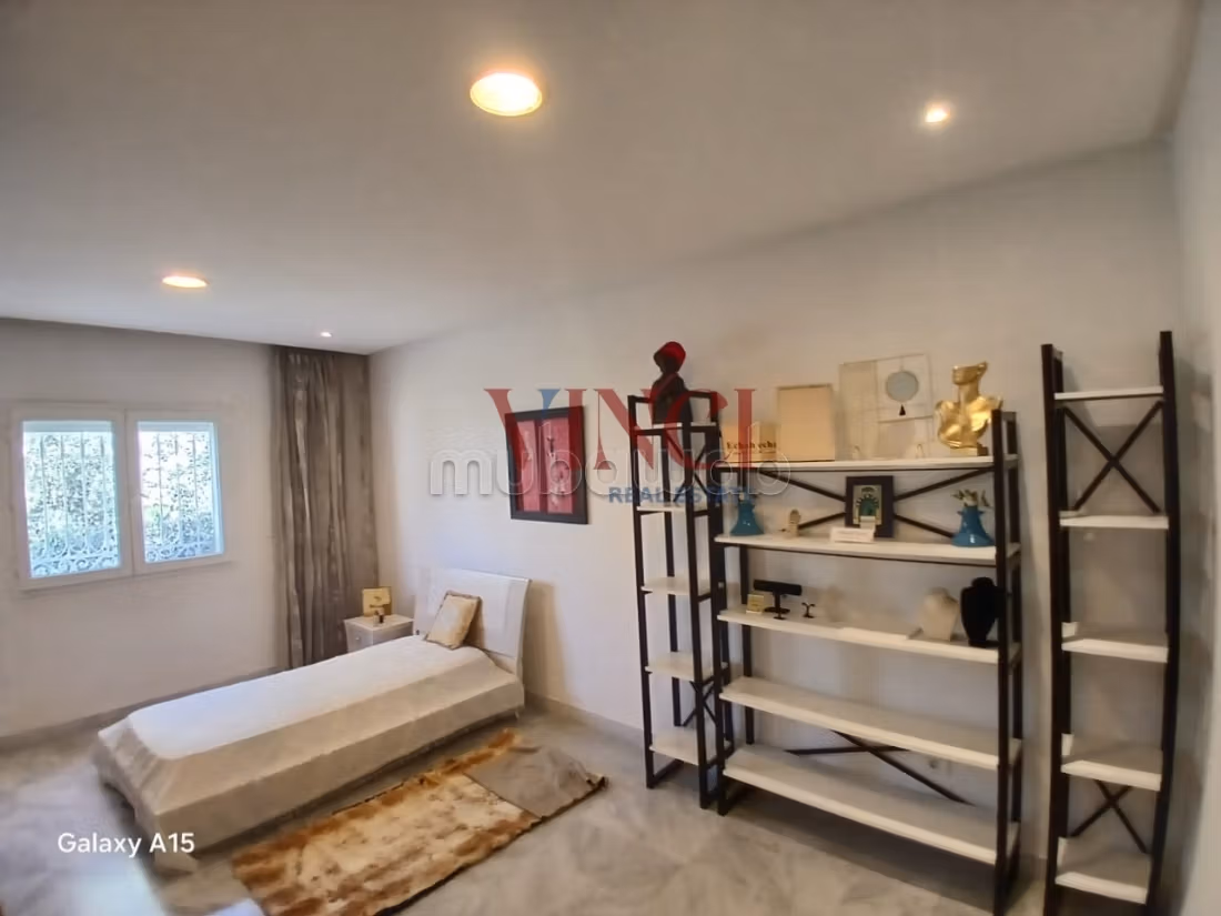 In Vendita una Villa in S6 a Città Taoufik il 09 Aprile Tunisi
