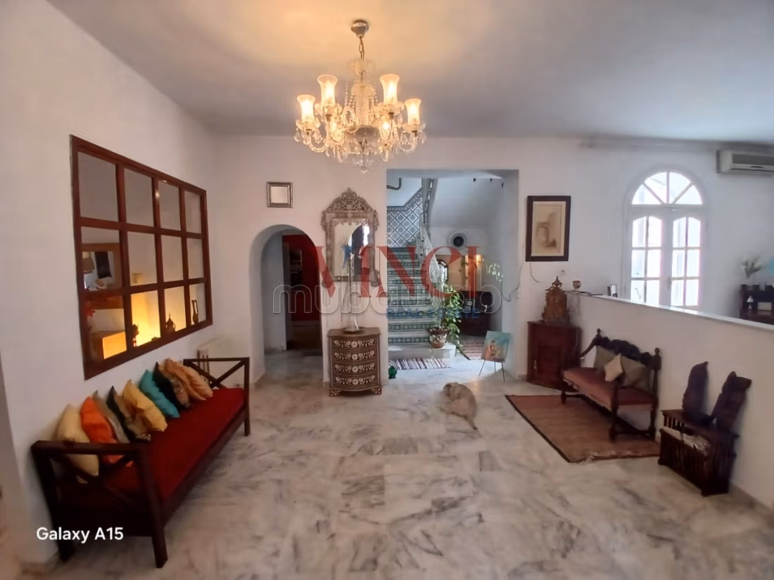 In Vendita una Villa in S6 a Città Taoufik il 09 Aprile Tunisi