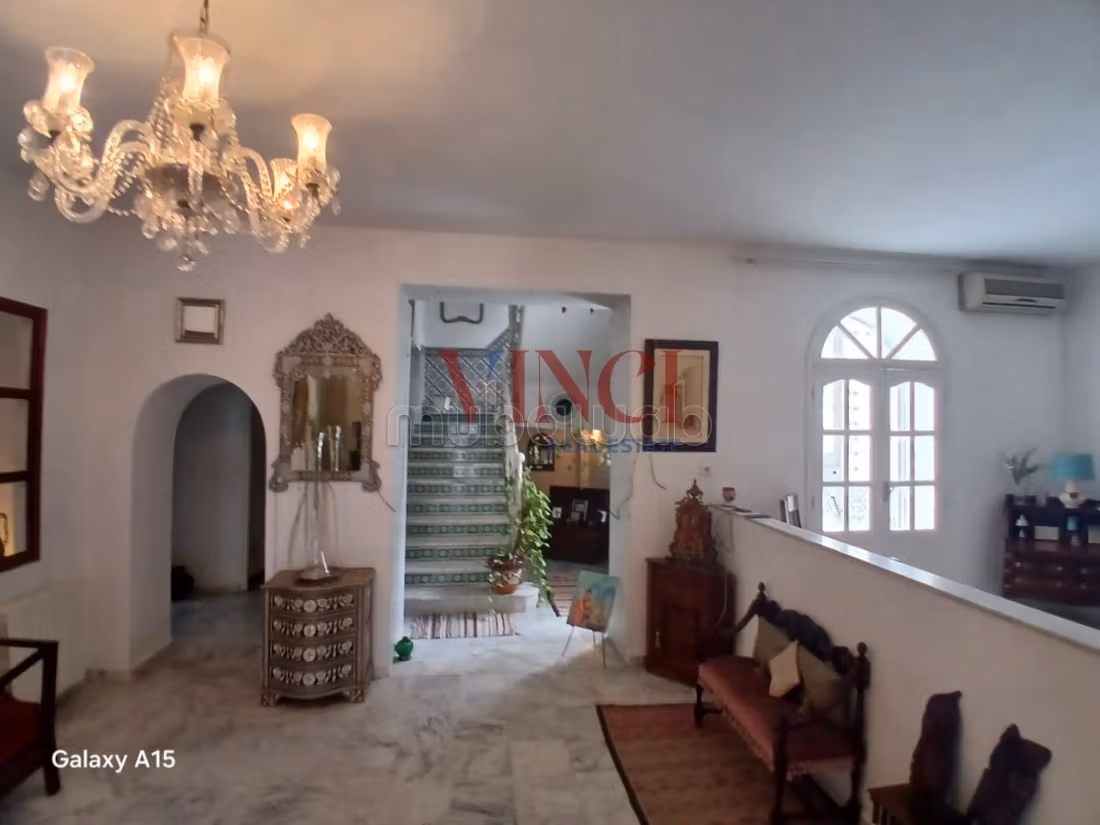 In Vendita una Villa in S6 a Città Taoufik il 09 Aprile Tunisi
