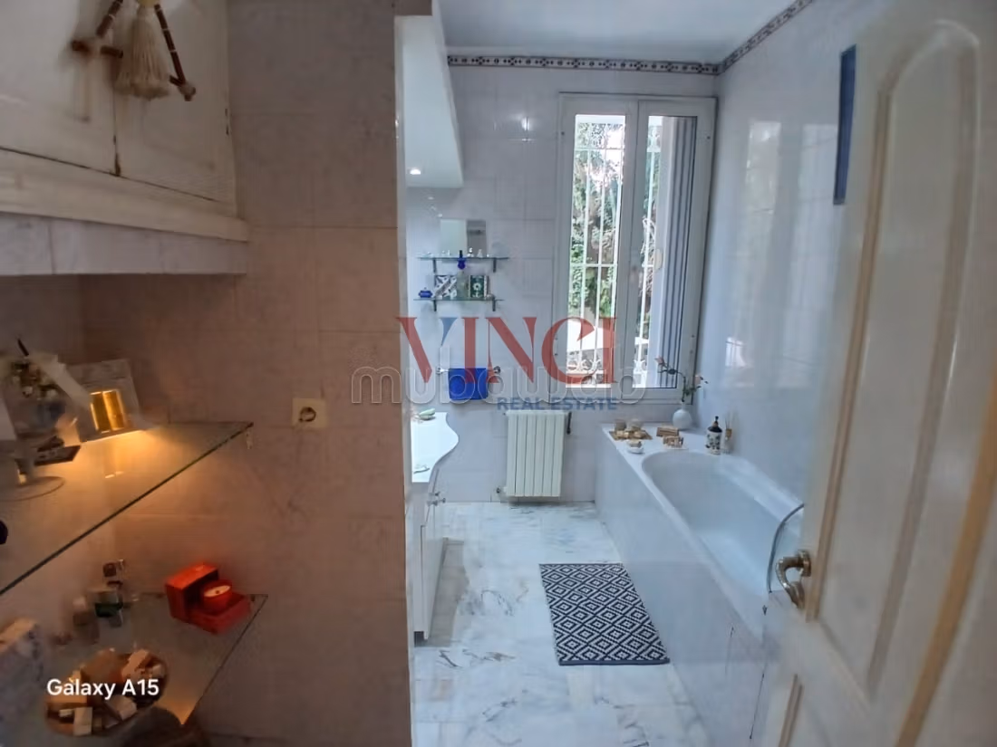 In Vendita una Villa in S6 a Città Taoufik il 09 Aprile Tunisi