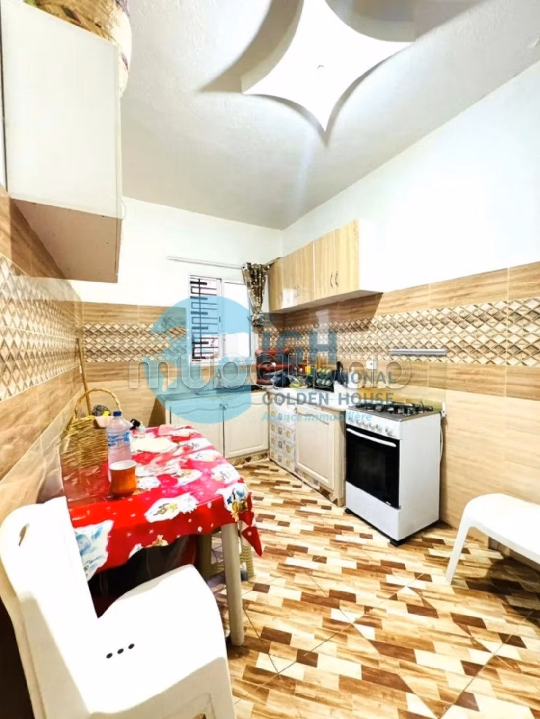 In Vendita edificio R4 a Sahloul 5 composto da 6 Appartamenti