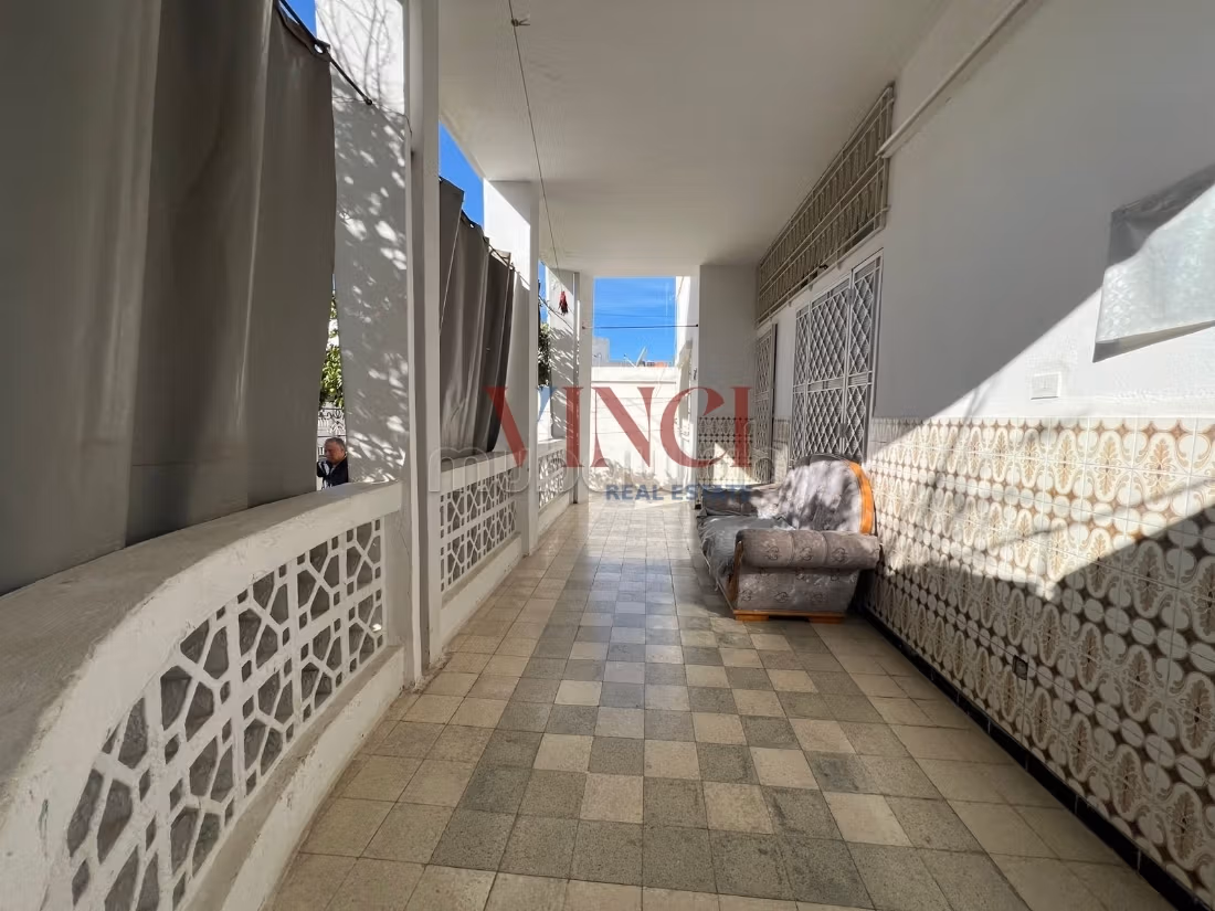 In Vendita Una Villa R1 a Saint Clement Le Bardo