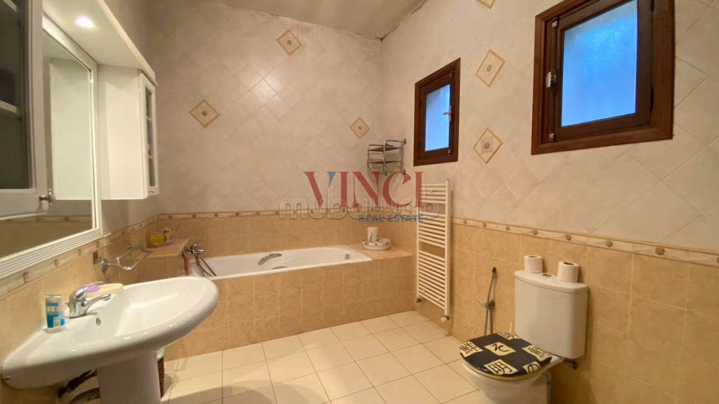 A Vendre Une Villa S7 à Cité Riadh Le Bardo