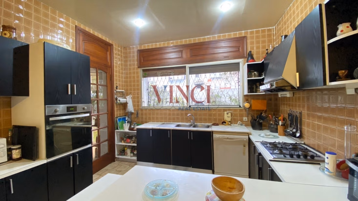 A Vendre Une Villa S7 à Cité Riadh Le Bardo