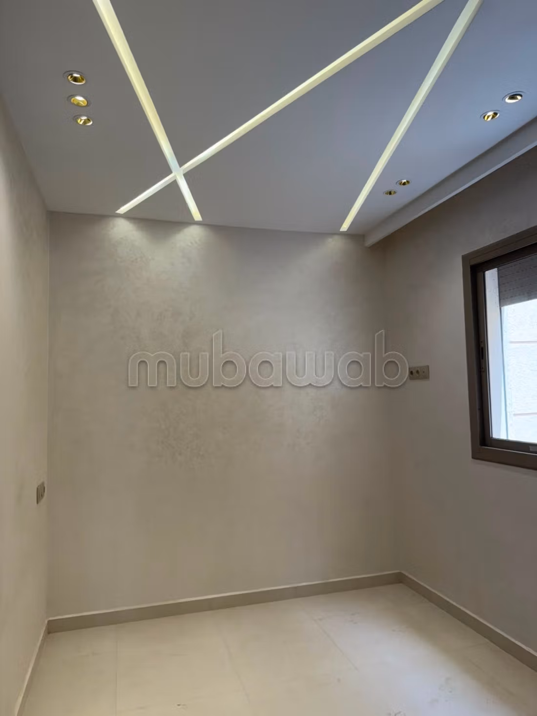 Apartment for sale in Martil. Total area 52 m². Satellite dish, security and surveillance.
