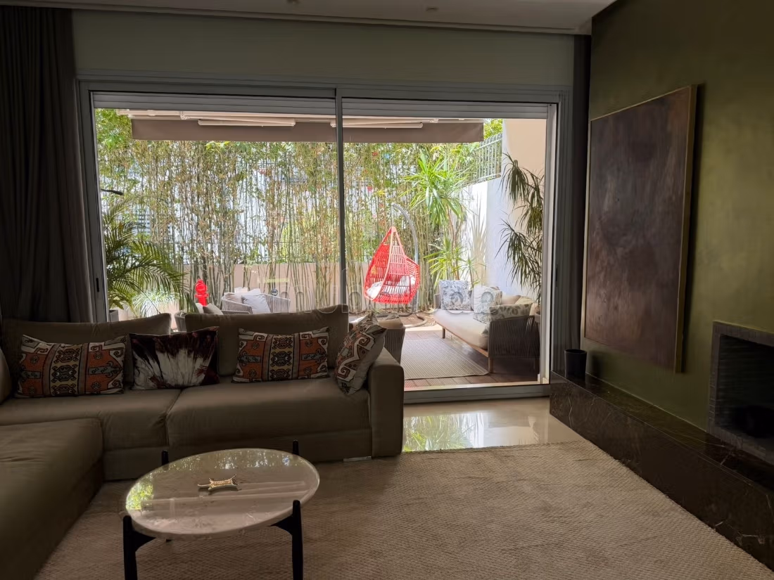 Vente villa en résidence sécurisée à Ain Diab