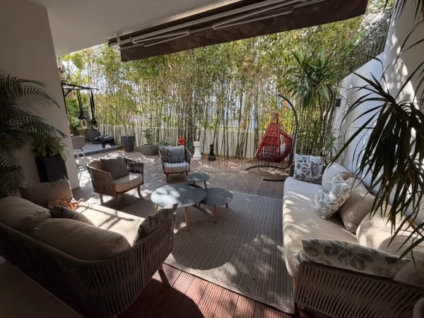 Sale of a villa in a gated community in Ain Diab