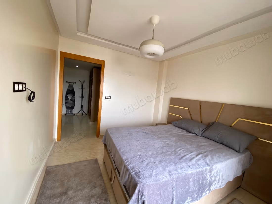 Appartamento in affitto a Harhoura. Superficie totale 90 m². Arredato