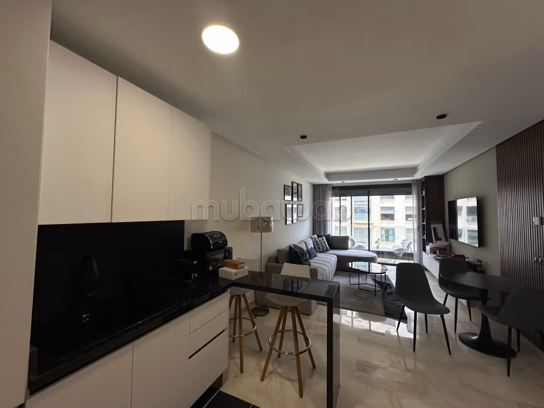 Rent this apartment in Casablanca Finance City. 1 Room. Storage unit — 4