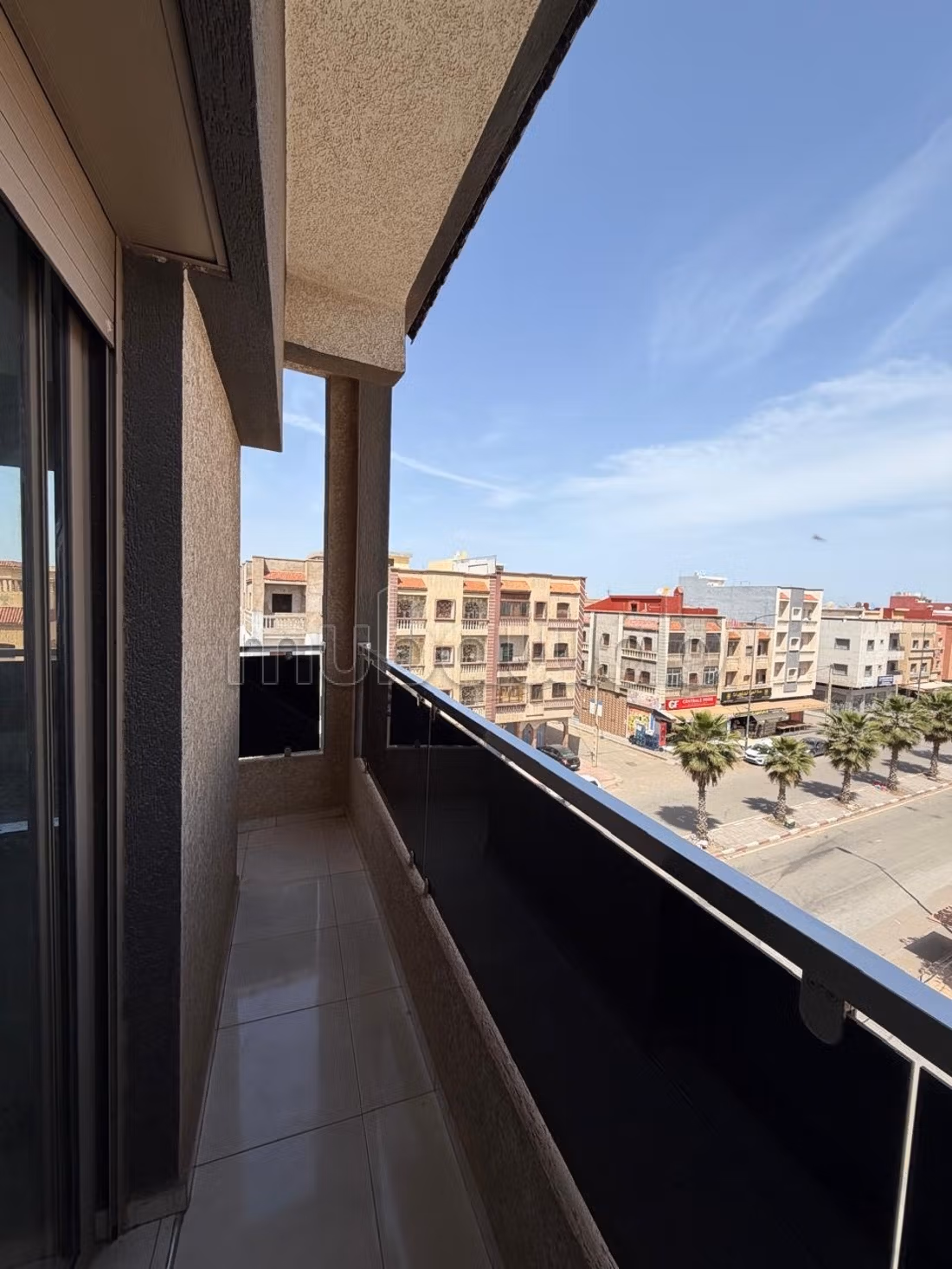 Sell apartment in Deroua. Total area 96 m². Built-in oven