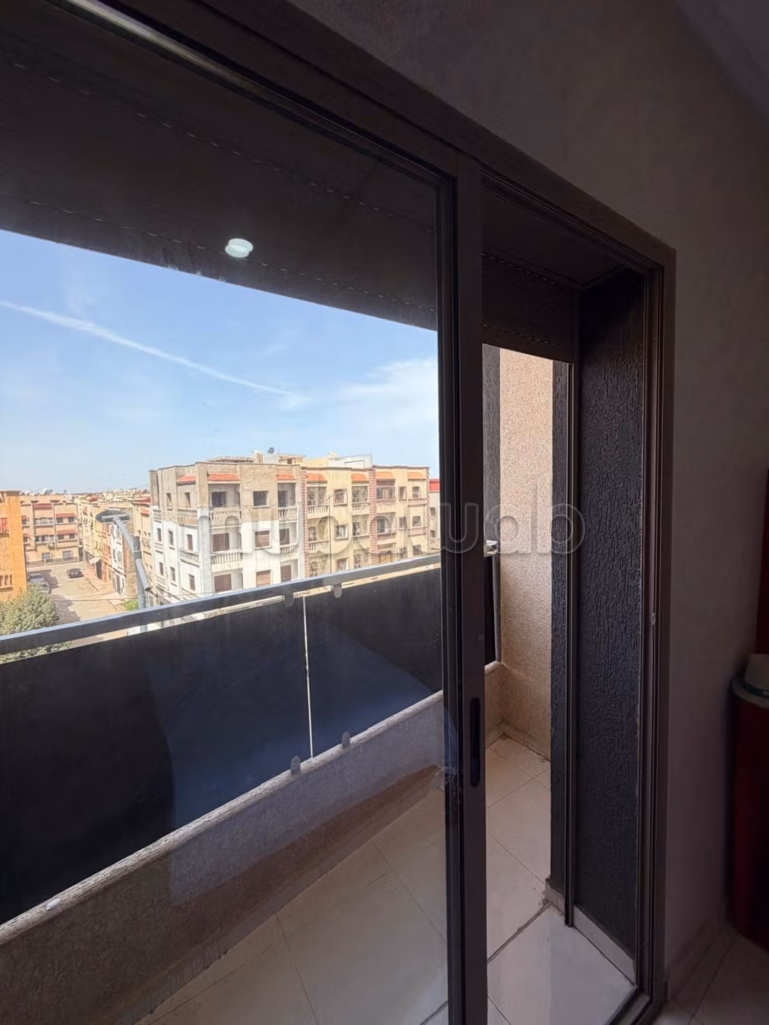 Sell apartment in Deroua. Total area 96 m². Built-in oven