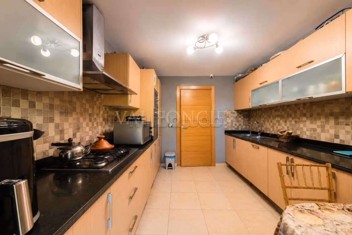 Vente Appartement Rez de Jardin 530m2 3Chambres avec Piscine Ville Verte, Bouskoura