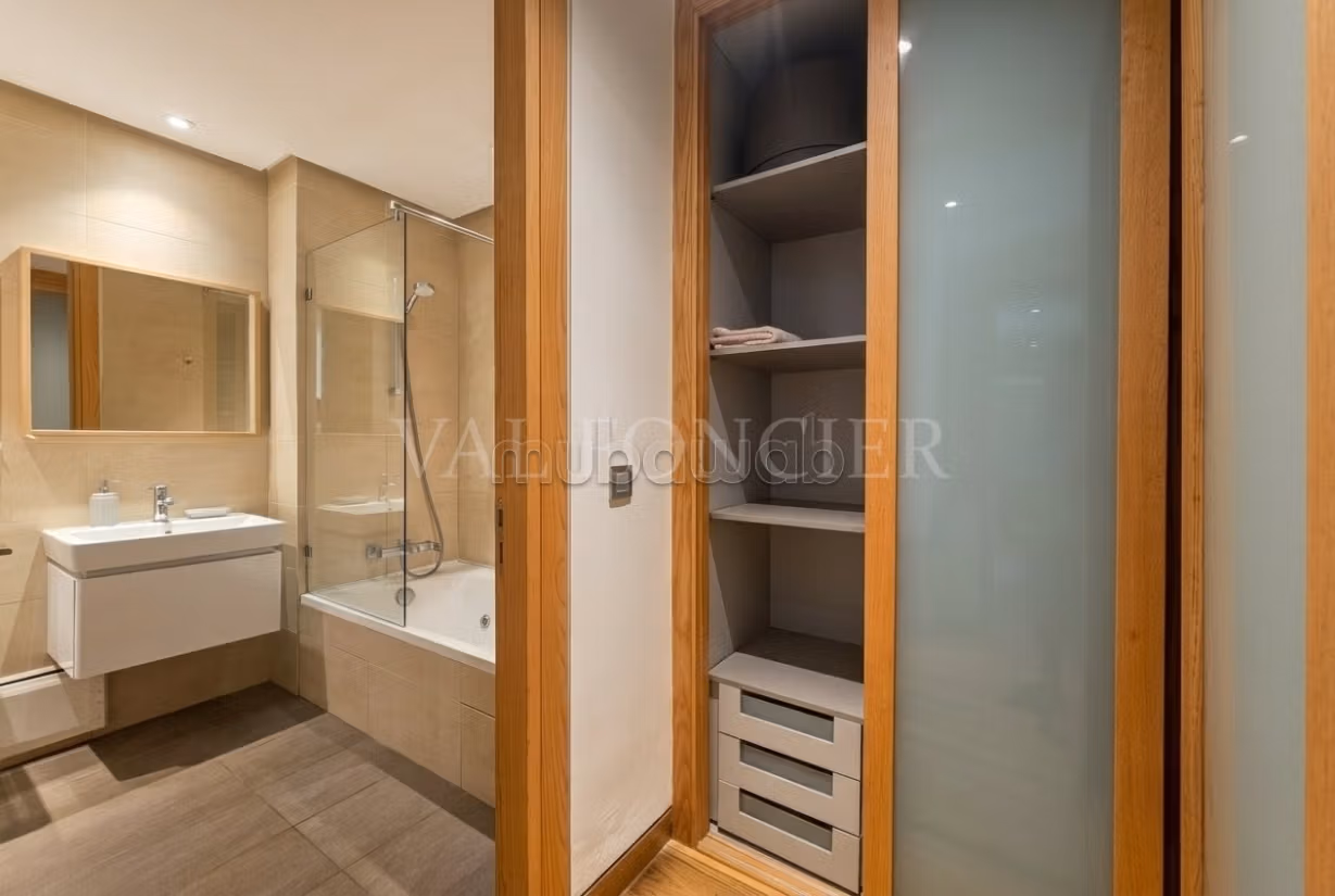 Location appartement de luxe 2chambres 129m2 à Ain Diab,
Casablanca — 6