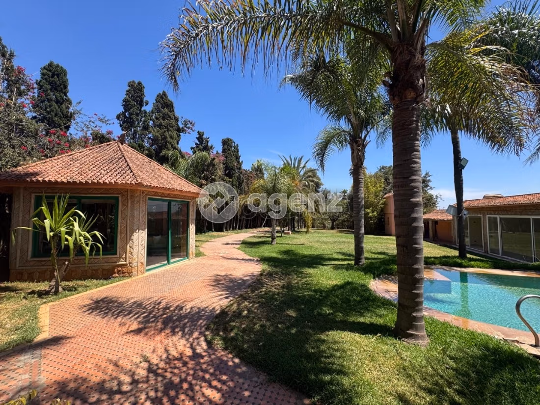 Land for sale 7,000 m² Other Dar Bouazza