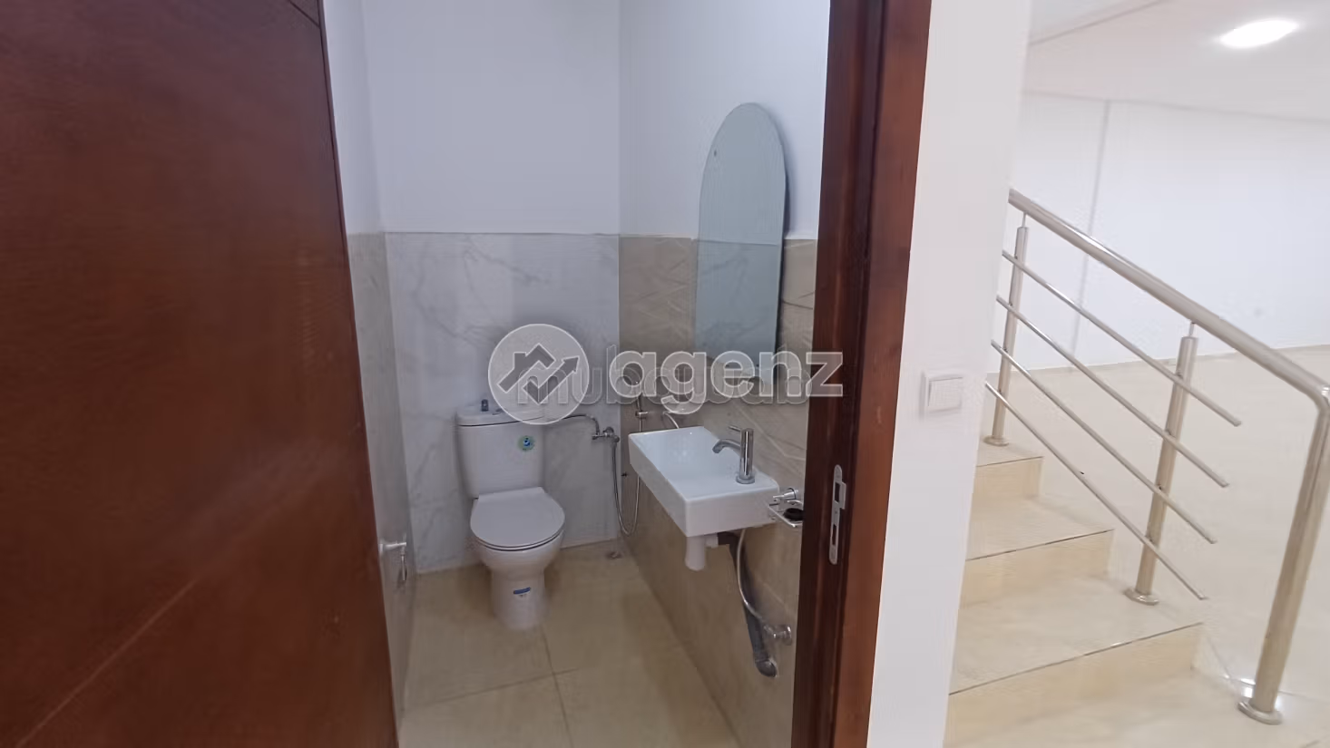 Winkel te koop 190 m² Oulfa Casablanca