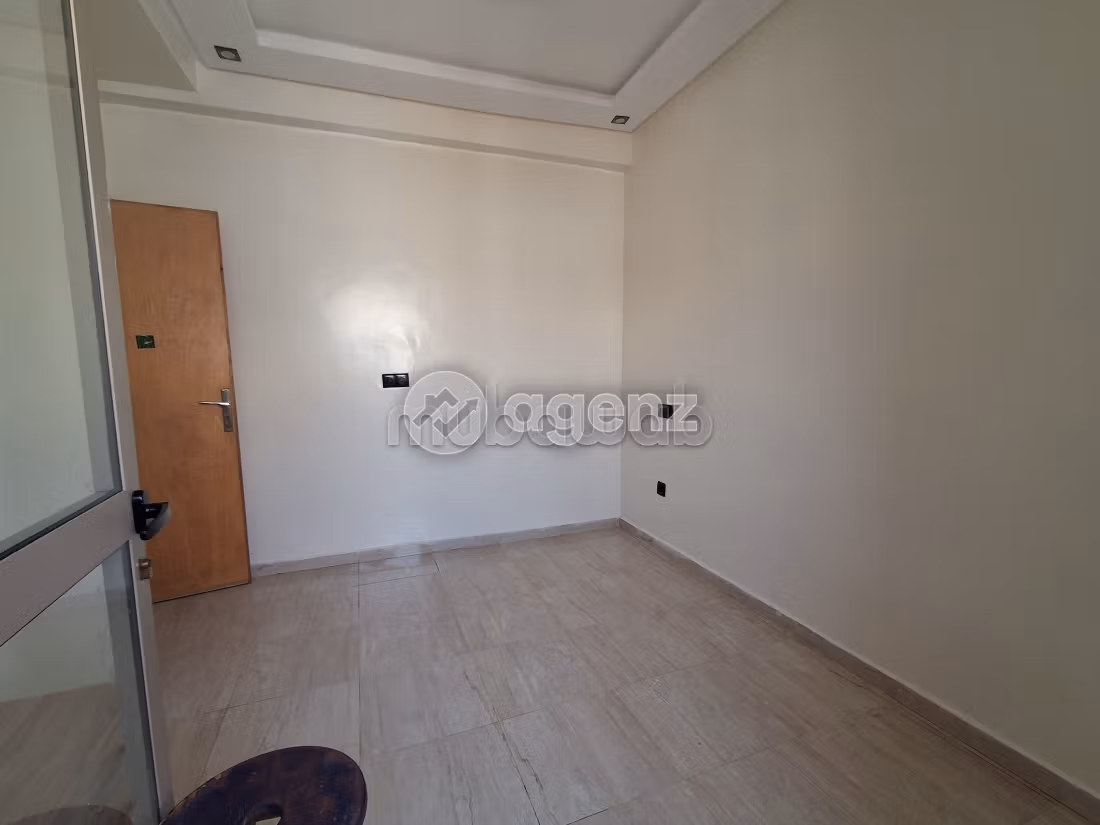 Apartamento en venta de 74 m², 3 habitaciones Bouskoura