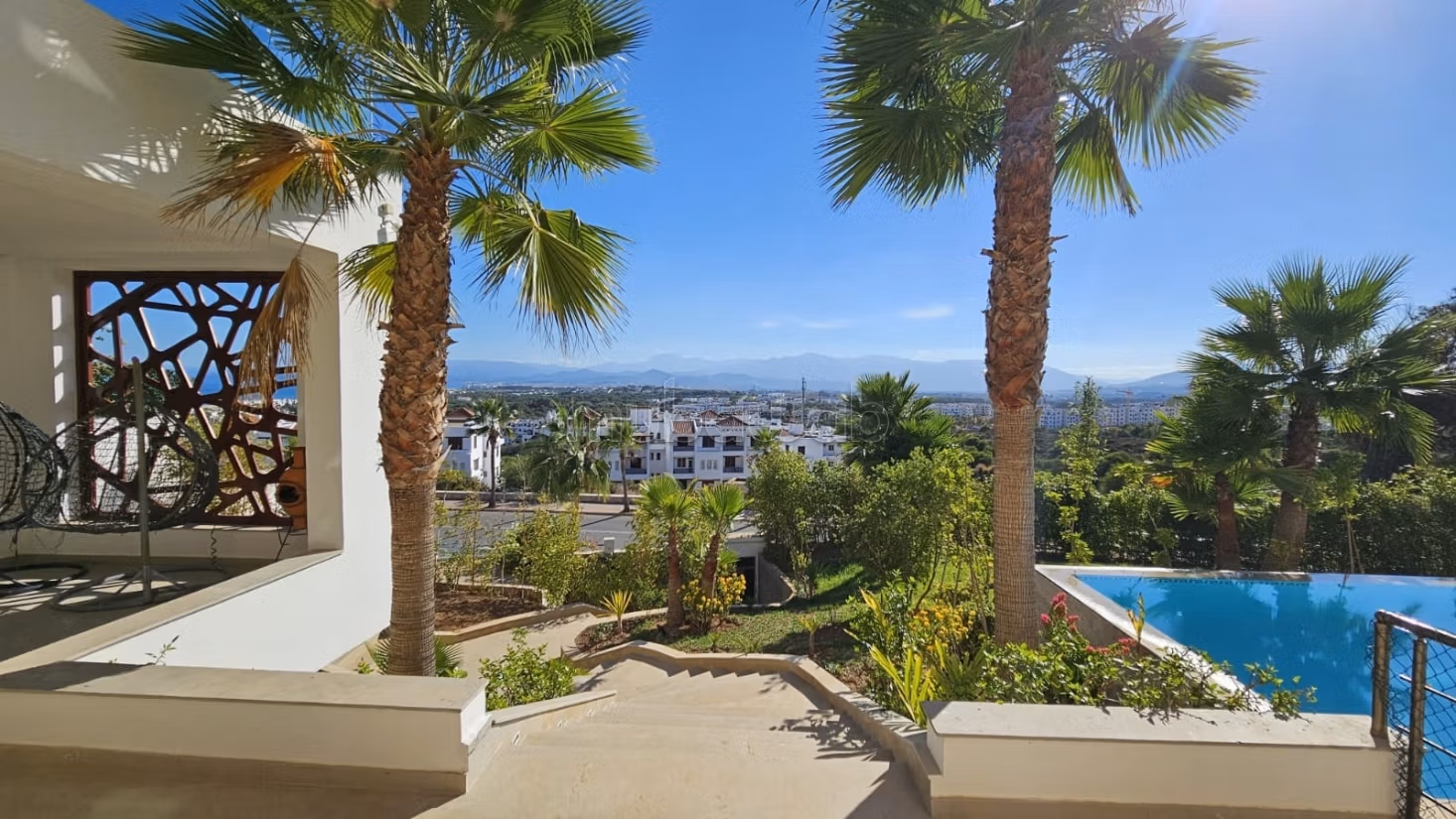 Luxe villa te huur in Mdiq. 4 grote kamers. Gemeubileerd