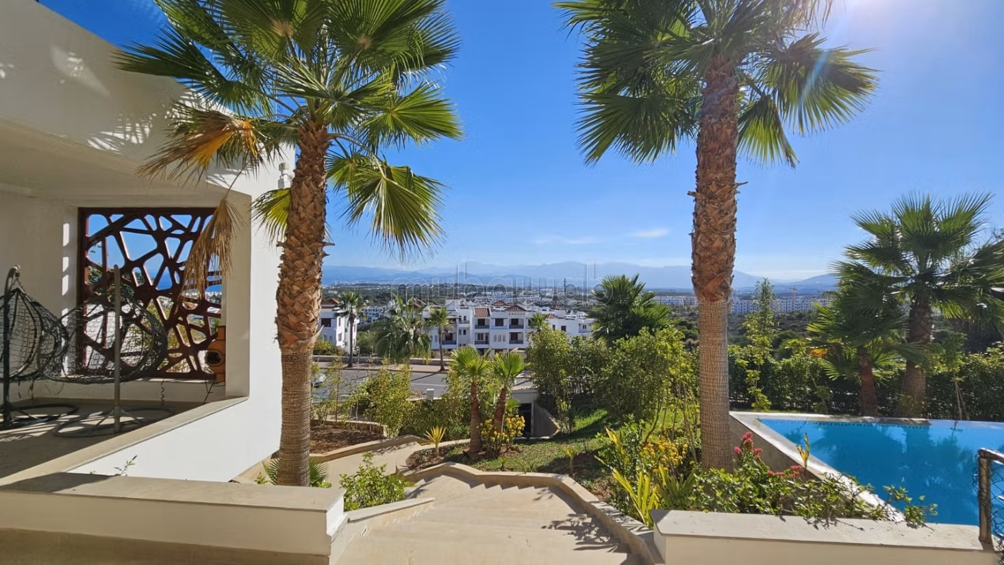Luxe villa te huur in Mdiq. 4 grote kamers. Gemeubileerd