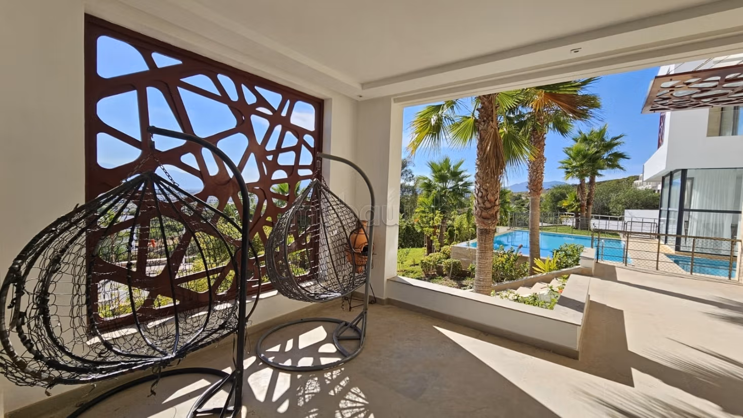 Luxe villa te huur in Mdiq. 4 grote kamers. Gemeubileerd