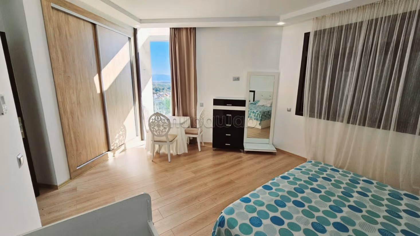 Luxe villa te huur in Mdiq. 4 grote kamers. Gemeubileerd