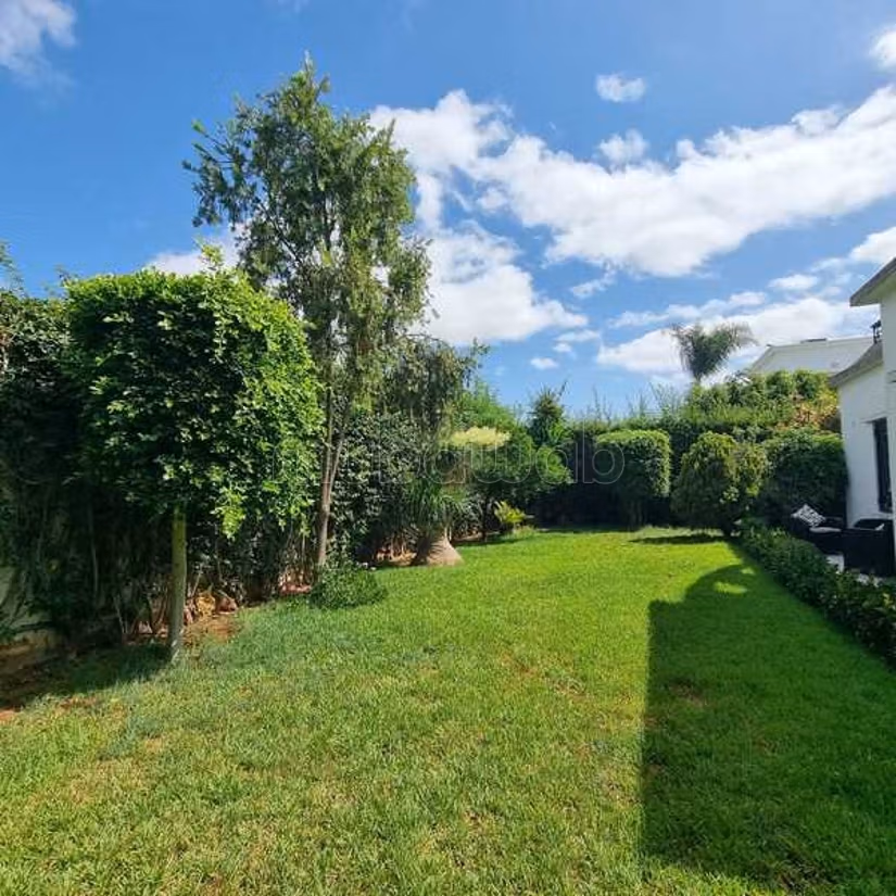 Villa en Venta de 570.0 m² en Casablanca, Polo Ain Chok