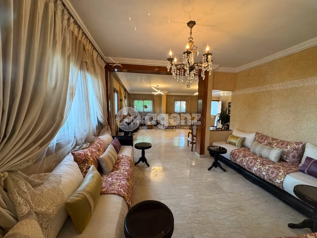 Villa à vendre 347 m², 5 chambres Dar Bouazza Dar Bouazza