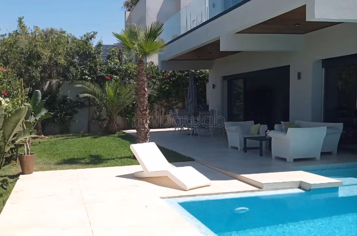 Villa moderna en venta