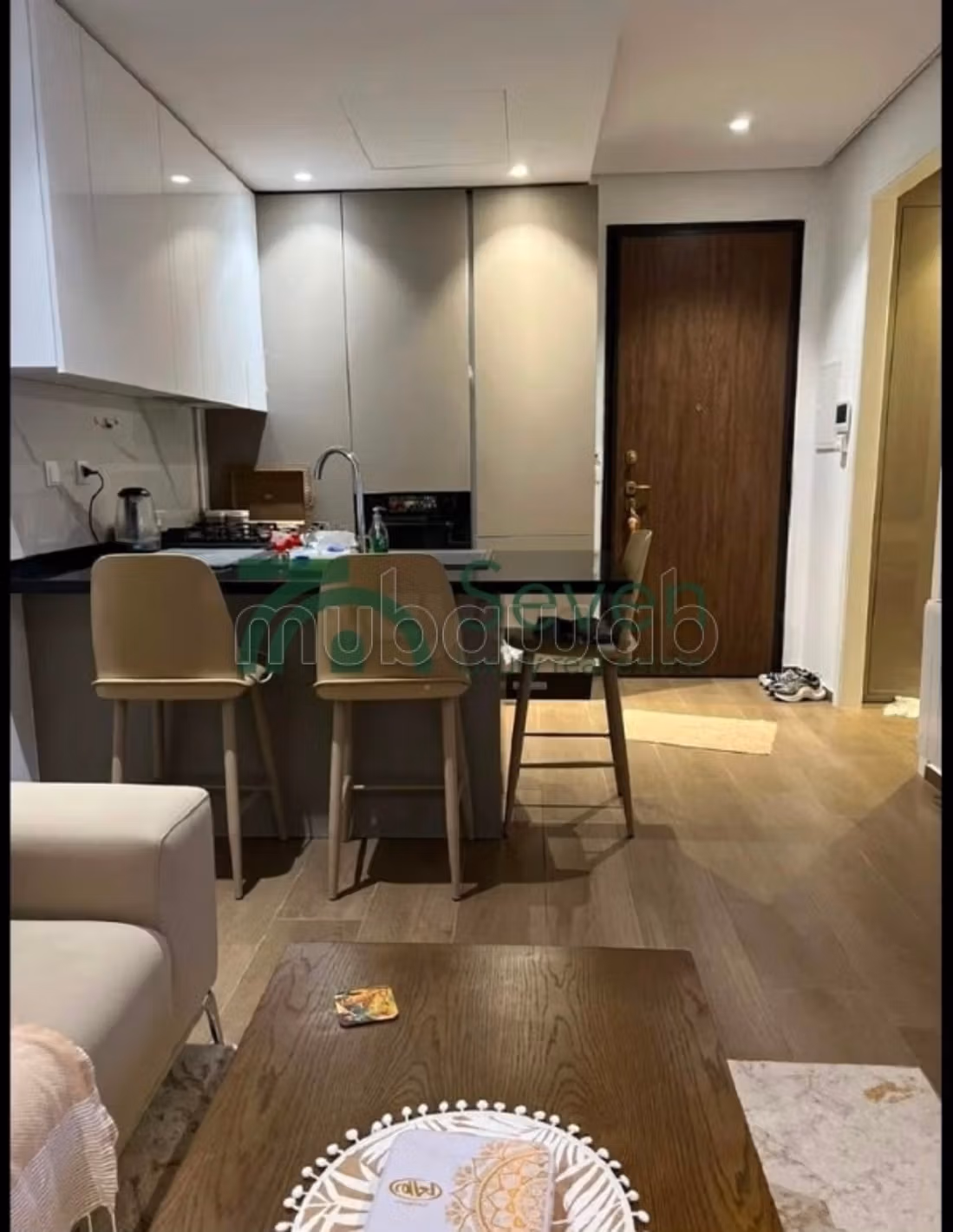 A furnished S1 apartment