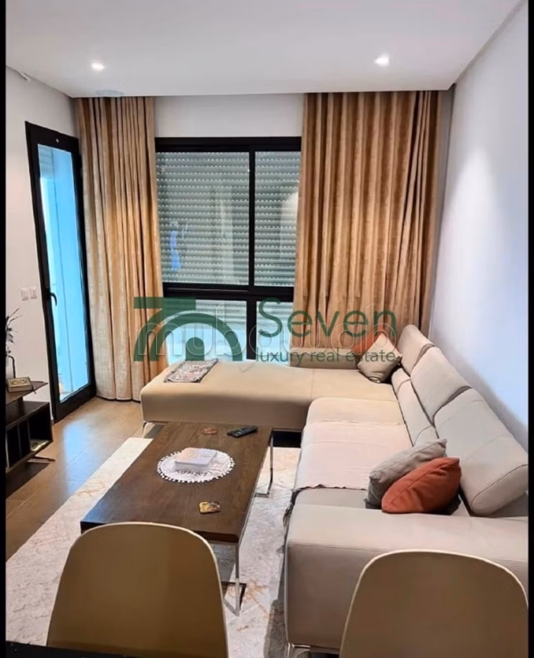 A furnished S1 apartment