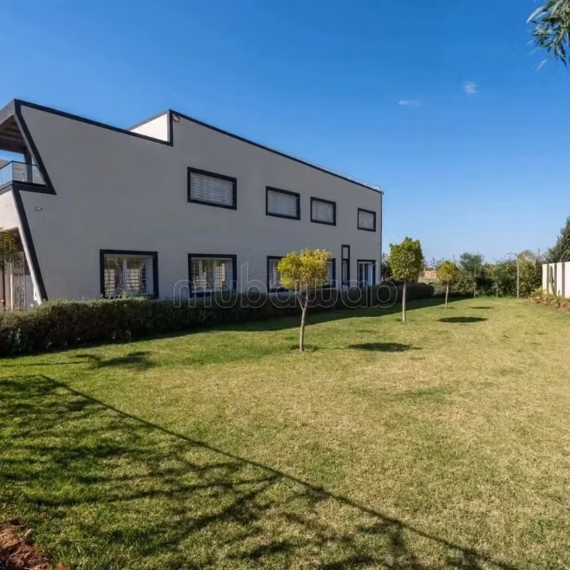 Domaine privé a vendre a 8mn de Benslimane