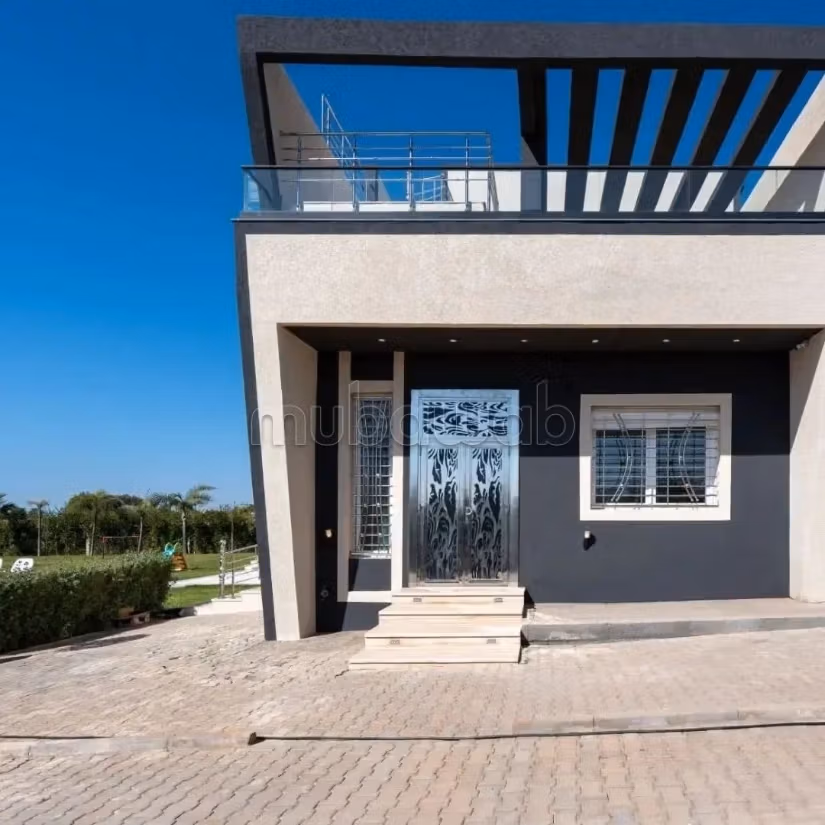 Domaine privé a vendre a 8mn de Benslimane