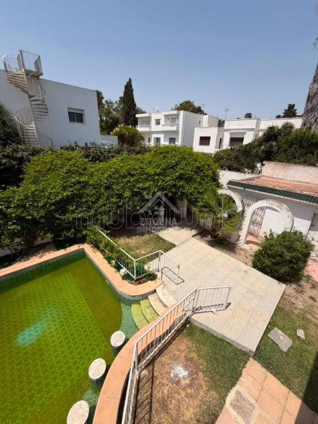 In affitto una villa con piscina a Cartagine