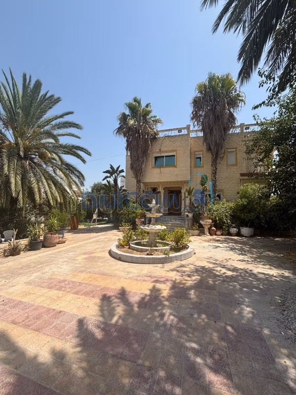 A vendre 100 m2 à la soukra
