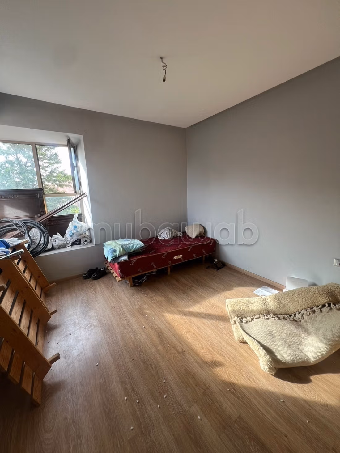 Appartement en vente à Agdal. 2 belles chambres. Double vitrage et chauffage central