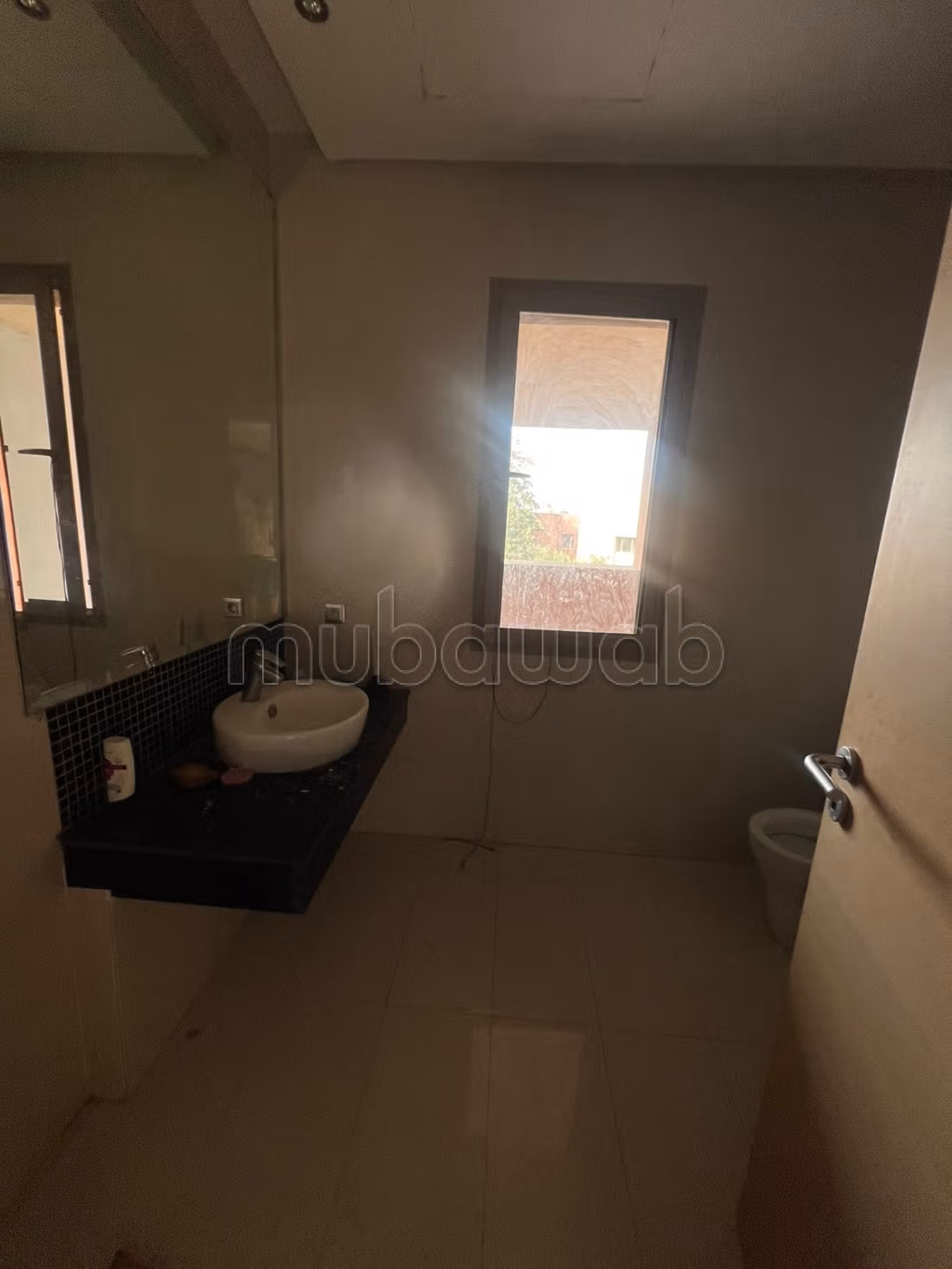 Appartement en vente à Agdal. 2 belles chambres. Double vitrage et chauffage central
