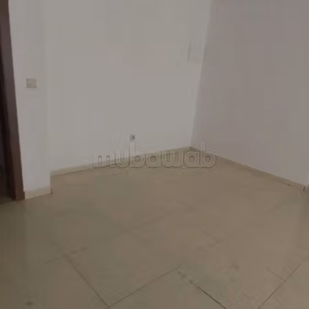 Bel appartamento in affitto a Branes con 1.3 camere accoglienti. Antenna satellitare, residenza sicura
