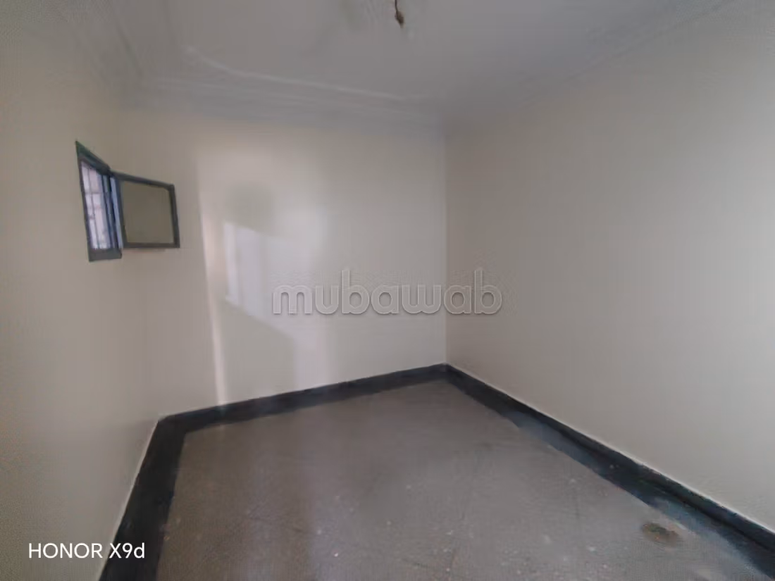 Joli appart 1 etg qods bernoussi 2000 dh — 4