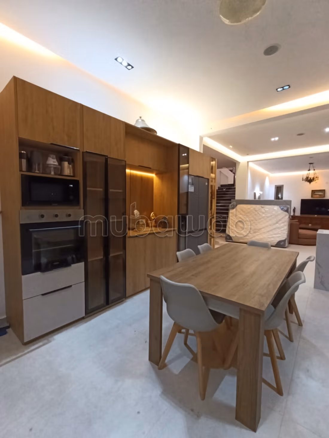 Magnificent villa for rent for your vacation on Route d'Agadir. 5 rooms. Air conditioning and pool