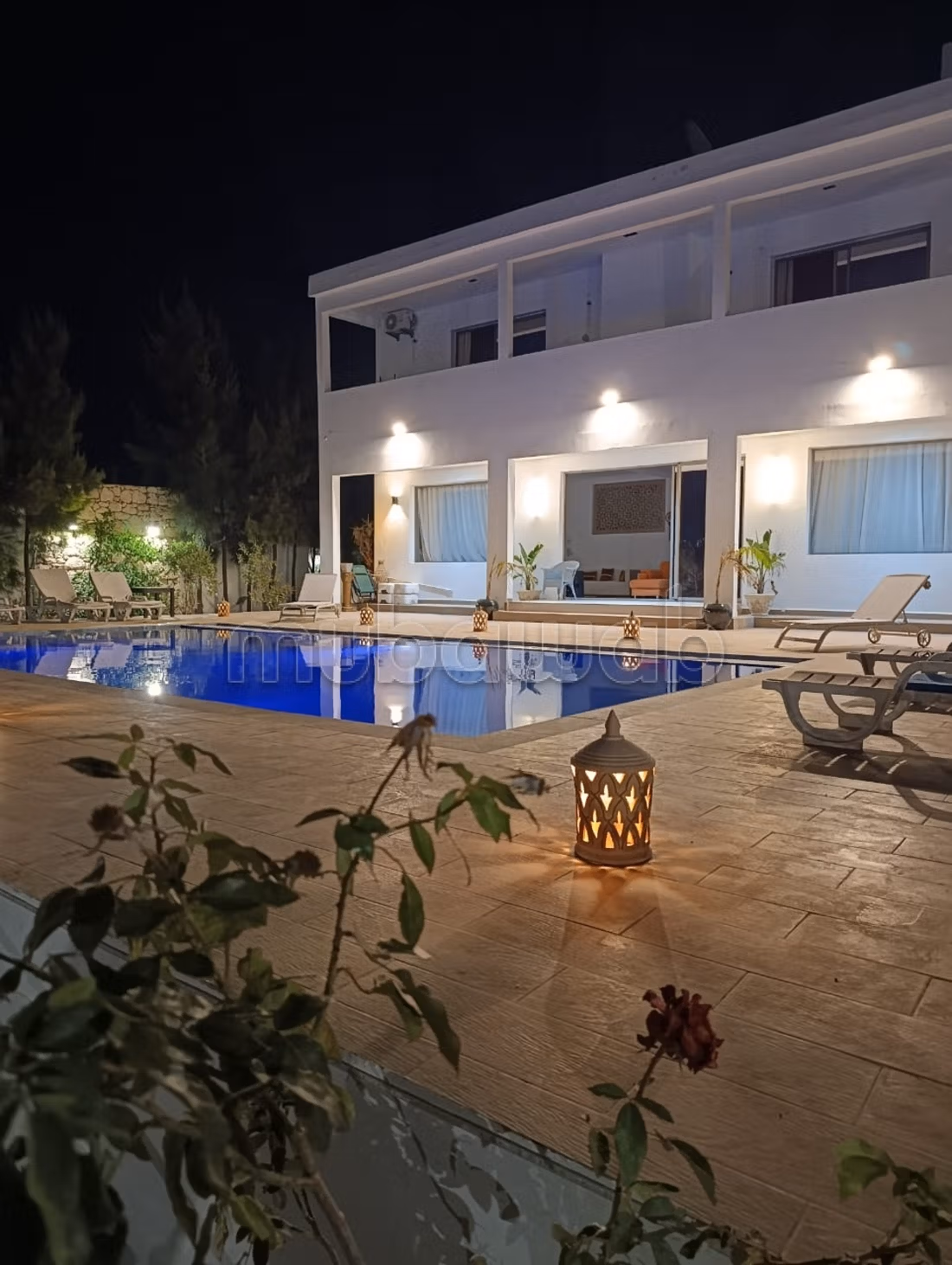 Magnificent villa for rent for your vacation on Route d'Agadir. 5 rooms. Air conditioning and pool