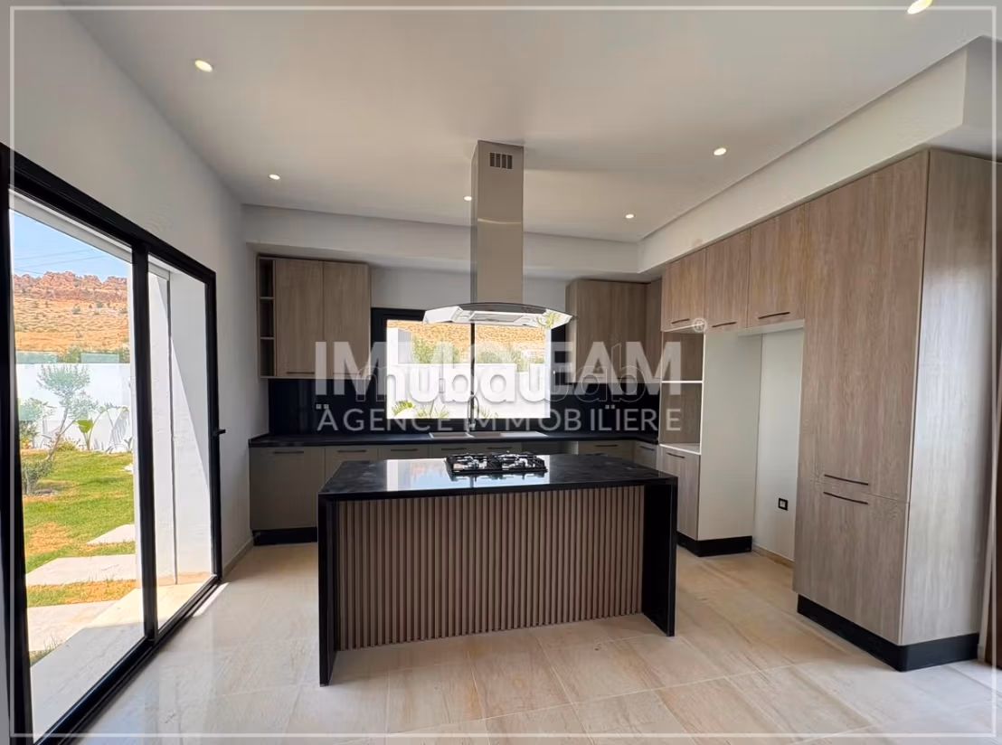 A vendre une villa S4 à Hammamet Sud