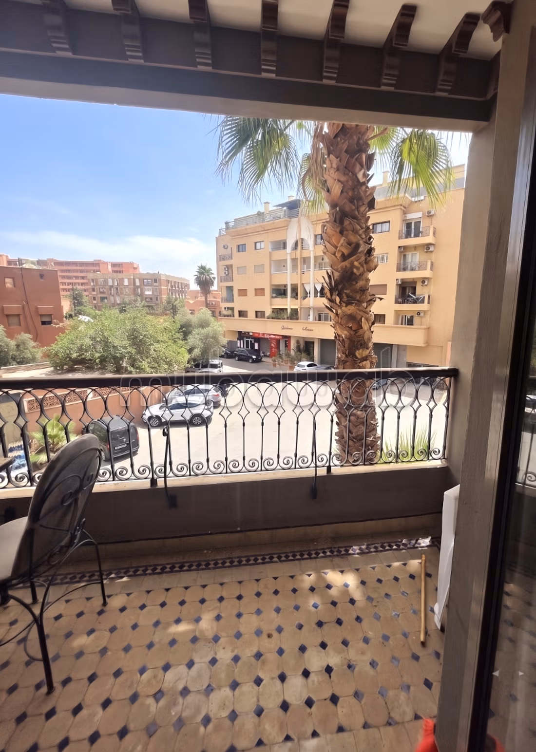 Appart Meublé avec terrasse proche Victor Hugo — 5