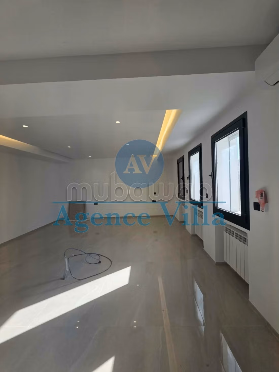 A louer une villa s3 avec piscine Gammarth
